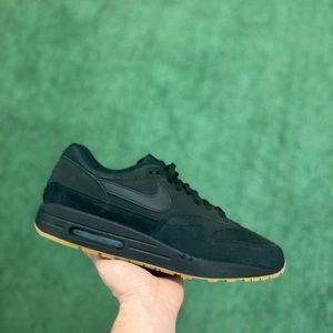 Nike Air Max 1 Black Gum